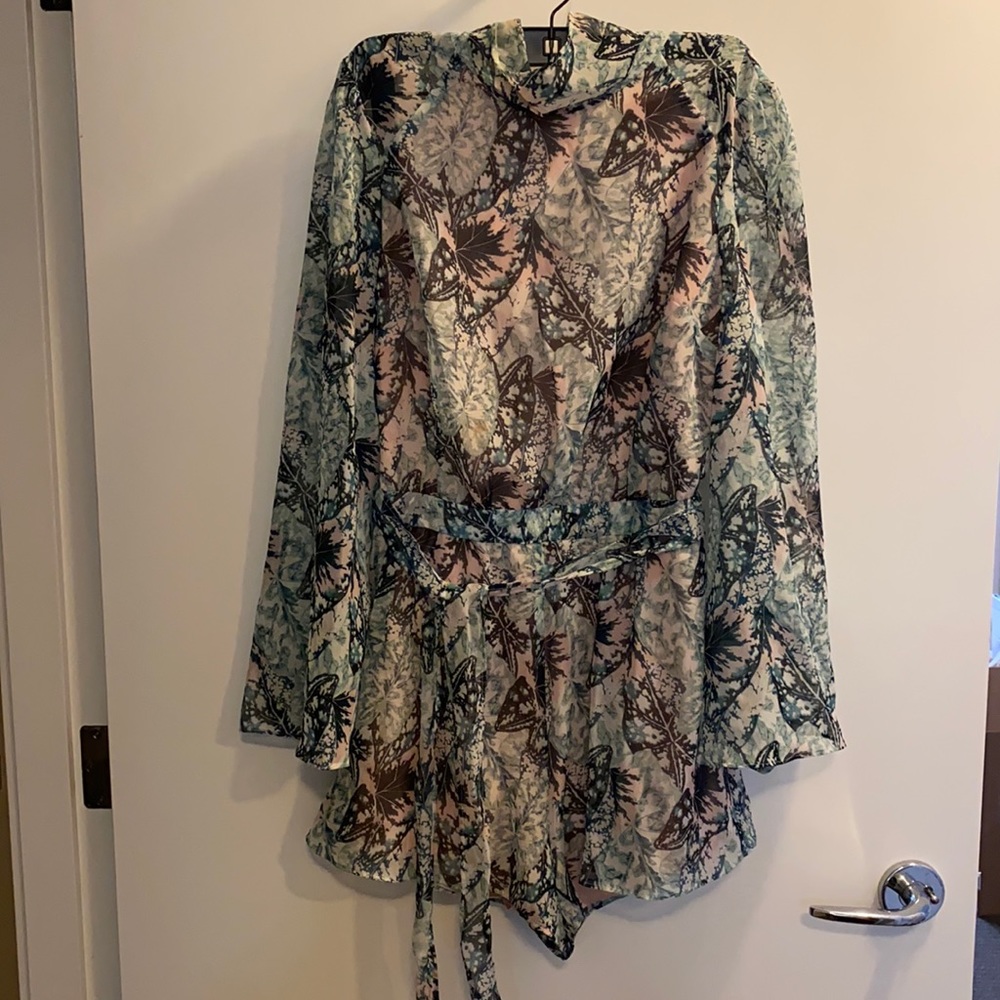 Bebe open back romper